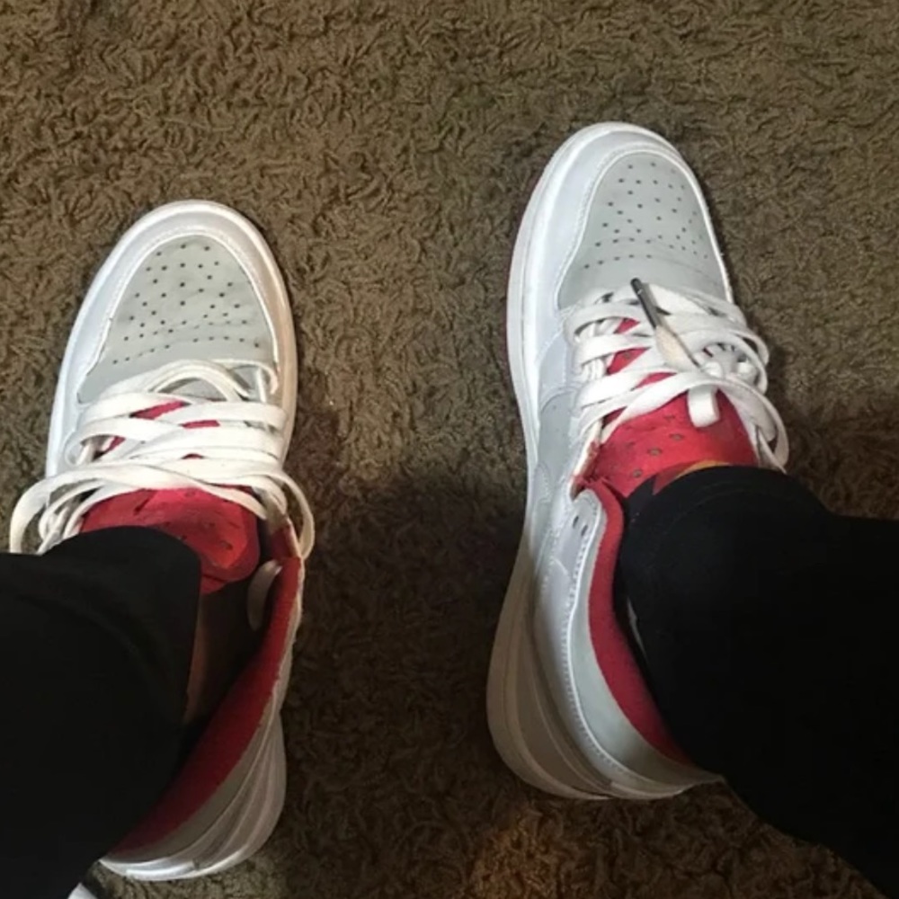 Jordan Hare 1s - Picture 5 of 8